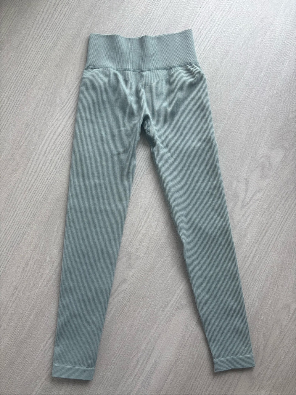 Bo + Tee Ribbed Leggings - Picture 5 of 6